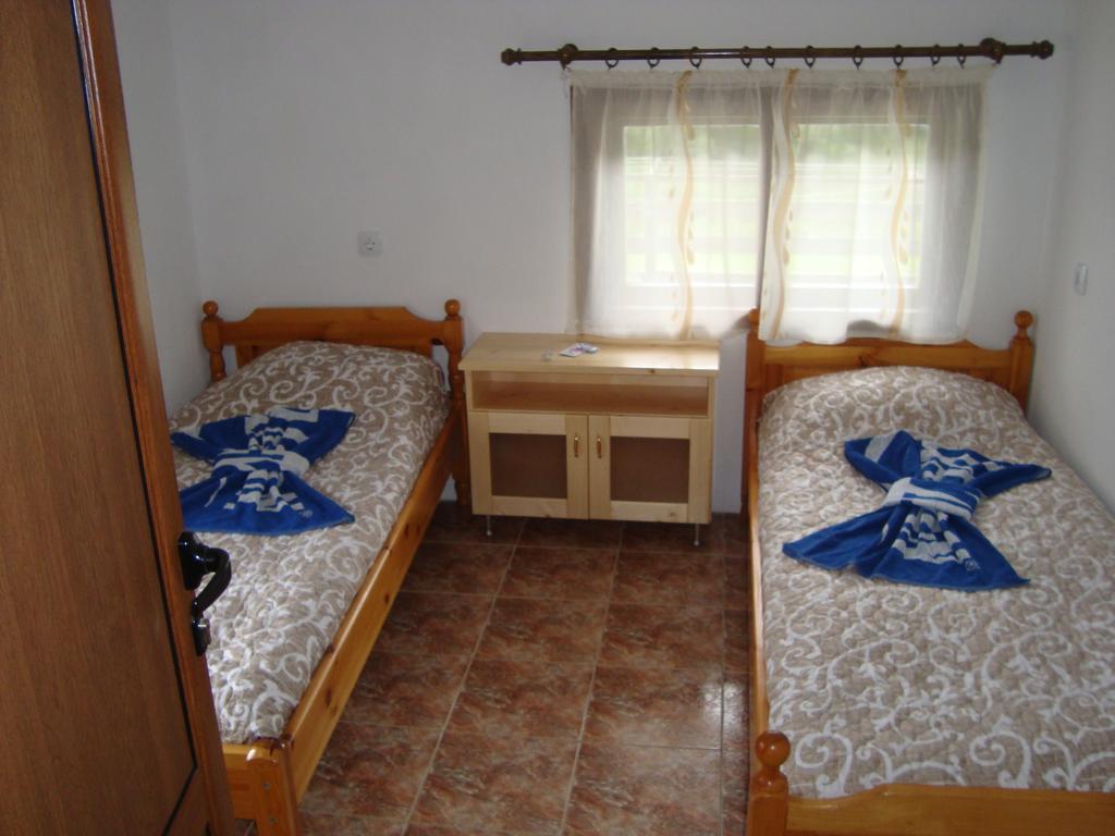 Kuma Lissa Guest House Kozhari ห้อง รูปภาพ